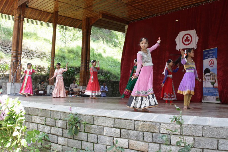 Students of the Art Academy (for Children) are dancing